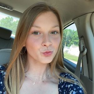 Meet your Posher, Jenna